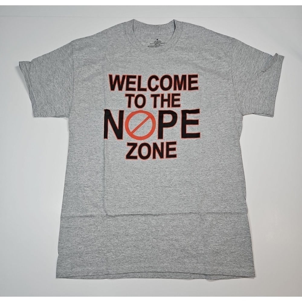 Welcome To The‎ Nope Zone Grey Graphic T Shirt Mens Size Medium NWOT